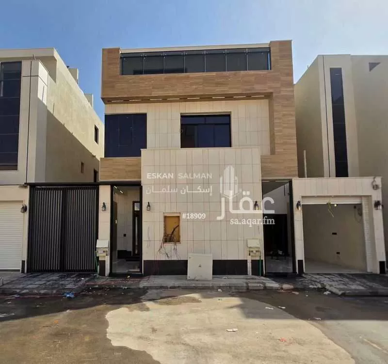 فيلا للبيع في شارع أحمد بن داود المالكي, حي المعيزيلة, مدينة الرياض, منطقة الرياض 1 صورة