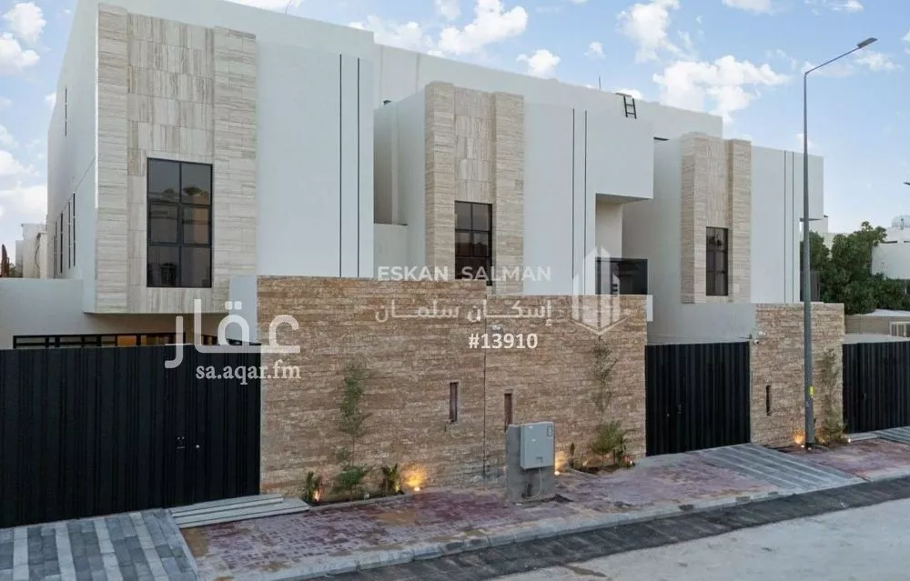 فيلا للبيع في شارع دمياط, حي التعاون, مدينة الرياض, منطقة الرياض 1 صورة