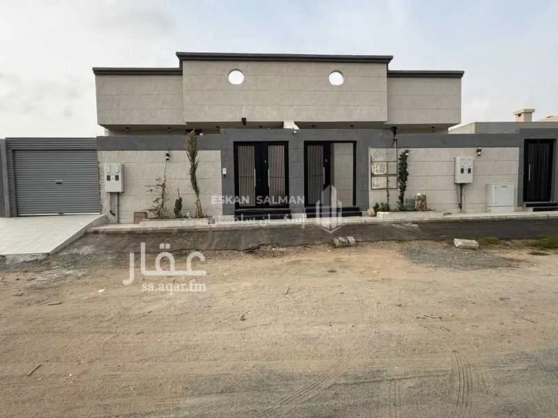 فيلا للبيع في شارع مرحب الشمالي, حي الرياض, مدينة جدة, منطقة مكة المكرمة 1 صورة