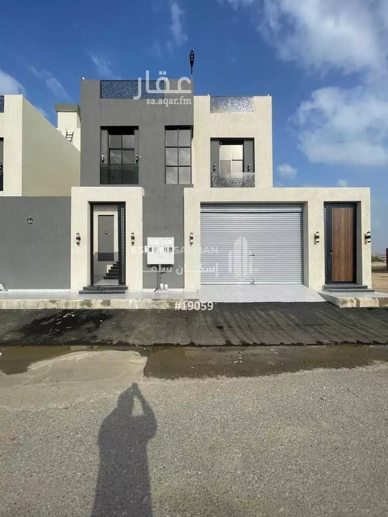 فيلا للبيع في شارع زكريا الكاندهلوي, حي الصالحية, مدينة جدة, منطقة مكة المكرمة 1 صورة