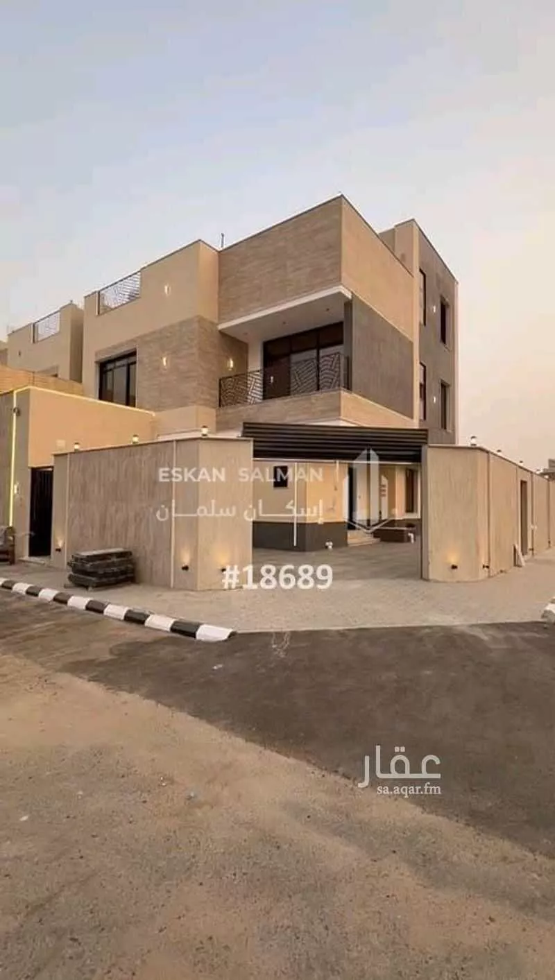 فيلا للبيع في شارع بن فارس, حي الفلق الجديد, مدينة مكة المكرمة, منطقة مكة المكرمة 1 صورة