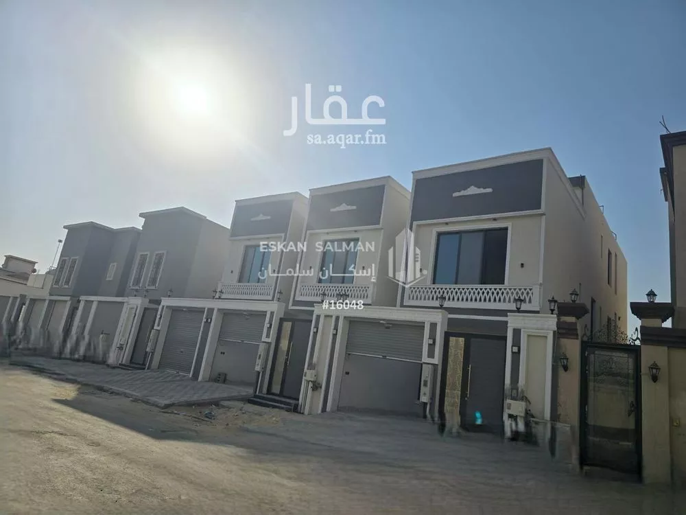 فيلا للبيع في شارع الحارث ابن الربيع, حي ضاحية الملك فهد, مدينة الدمام, المنطقة الشرقية 1 صورة