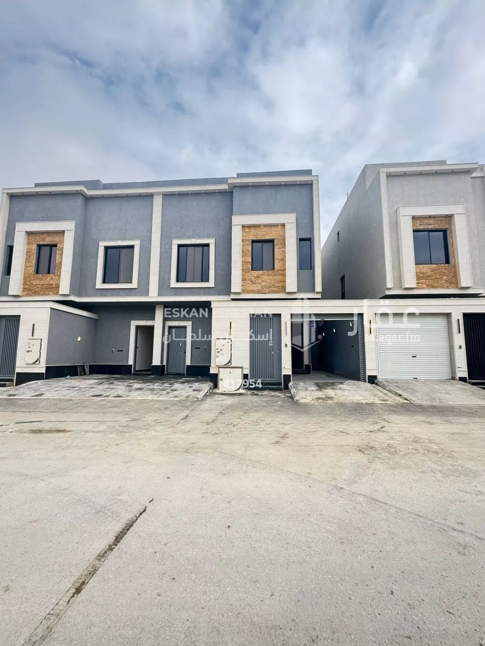 فيلا للبيع في شارع القاض بن العربي, حي بدر, مدينة الرياض, منطقة الرياض 1 صورة