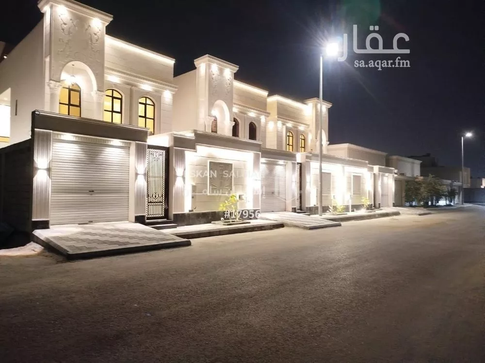 فيلا للبيع في شارع القيصومه, حي الصواري, مدينة الخبر, المنطقة الشرقية 1 صورة