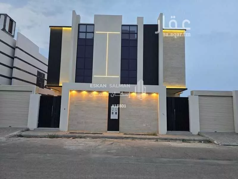 فيلا للبيع في شارع المروج 28, حي المروج, مدينة صامطة, منطقة جازان 1 صورة