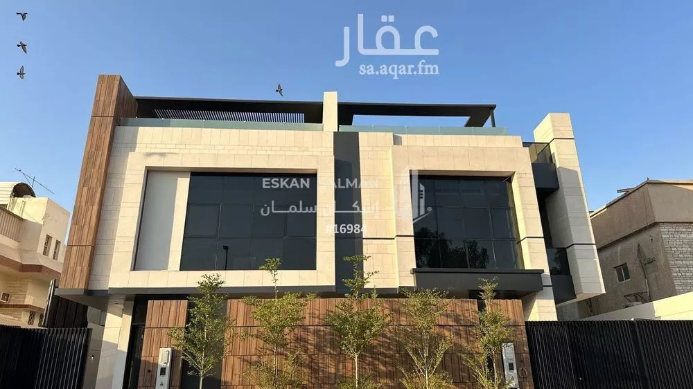 فيلا للبيع في شارع ابن يعقوب الجميل, حي الملز, مدينة الرياض, منطقة الرياض 1 صورة