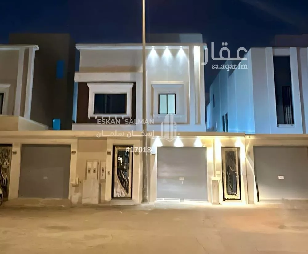 فيلا للبيع في شارع رقم 16, حي العزيزية, مدينة الرياض, منطقة الرياض 1 صورة