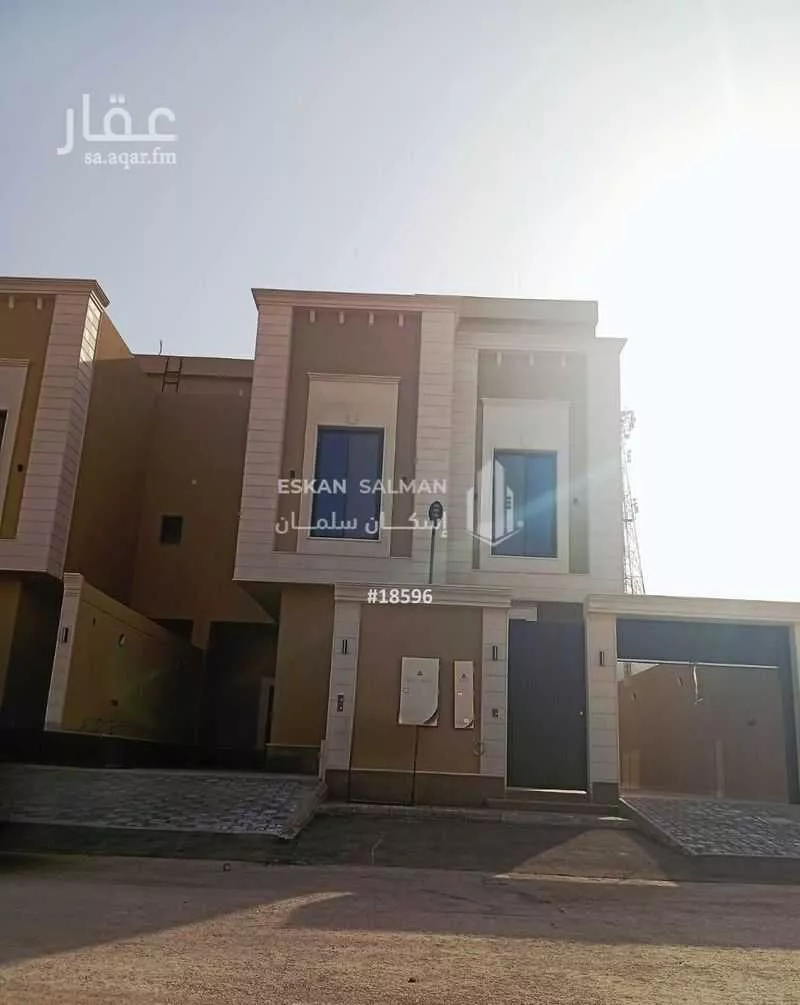 دور للبيع في شارع عطية سالم, حي البيان, مدينة الرياض, منطقة الرياض 1 صورة