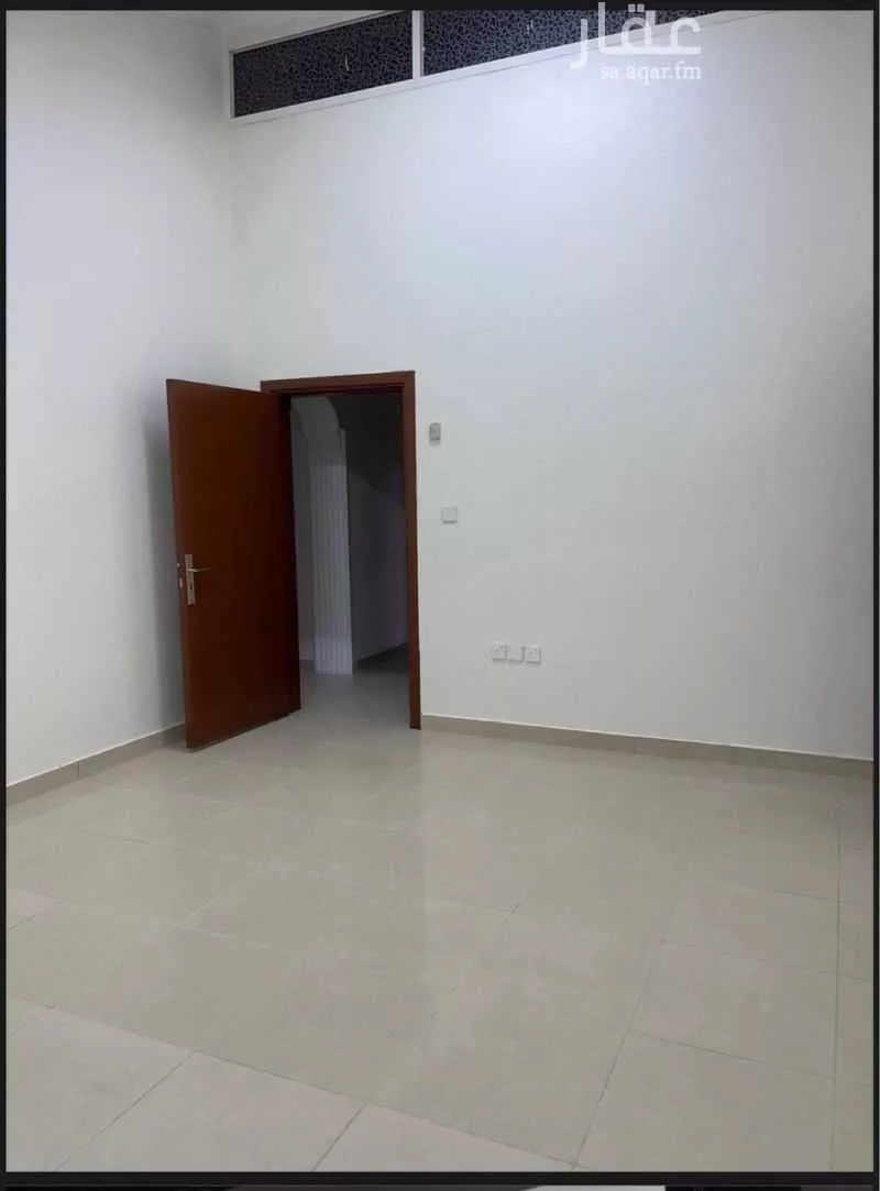 فيلا للإيجار في شارع بكار الثقفي, حي جرير, مدينة الرياض, منطقة الرياض 1 صورة