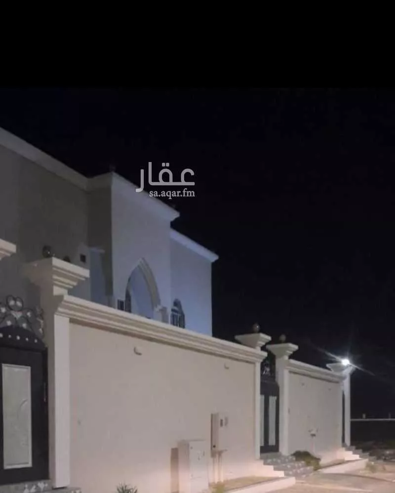 فيلا للبيع في شارع 26046477, حي حي غرناطة- بقيق, مدينة بقيق, المنطقة الشرقية 1 صورة