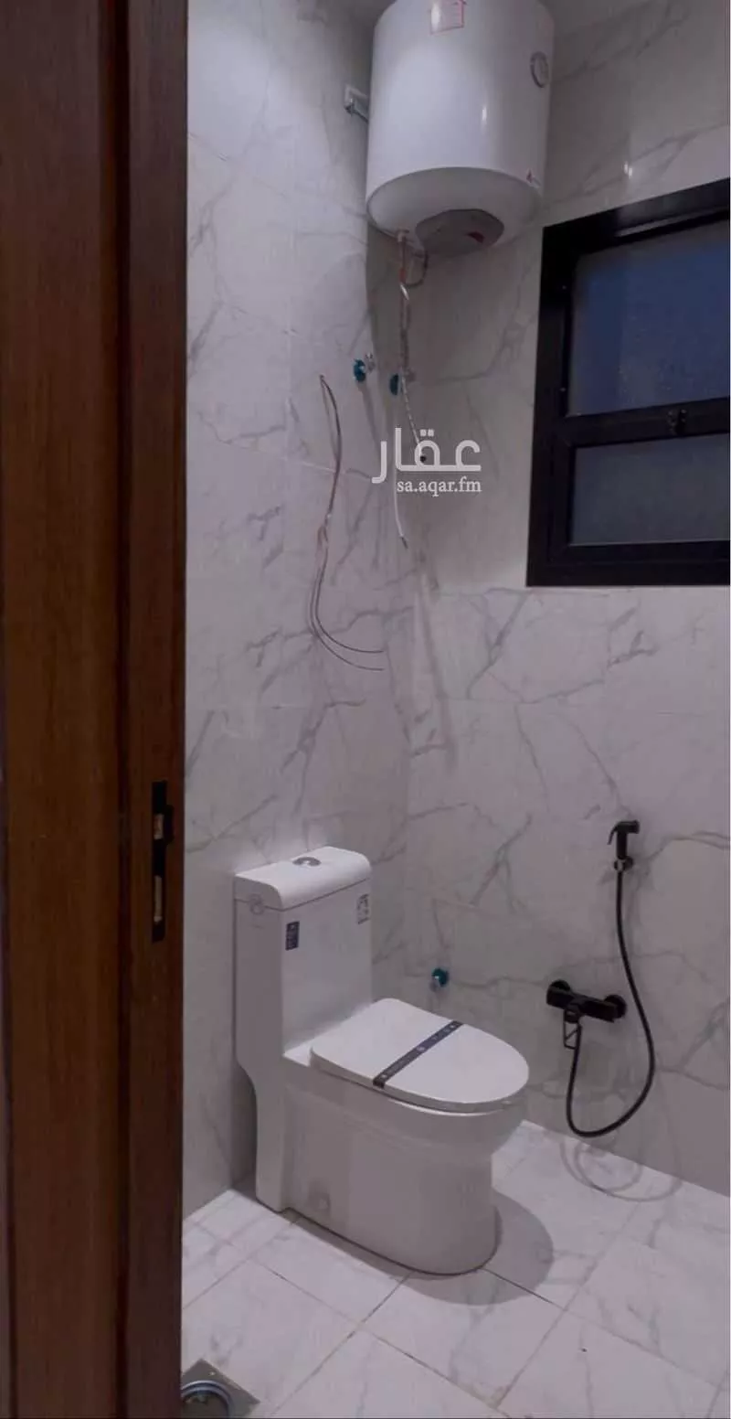 دور للبيع في شارع حسن مشاط, حي عكاظ, مدينة الرياض, منطقة الرياض 1 صورة