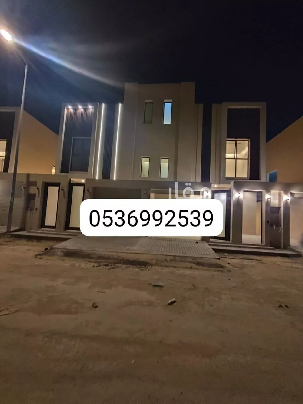 دور للبيع في شارع كعب الهجري, حي عكاظ, مدينة الرياض, منطقة الرياض 1 صورة
