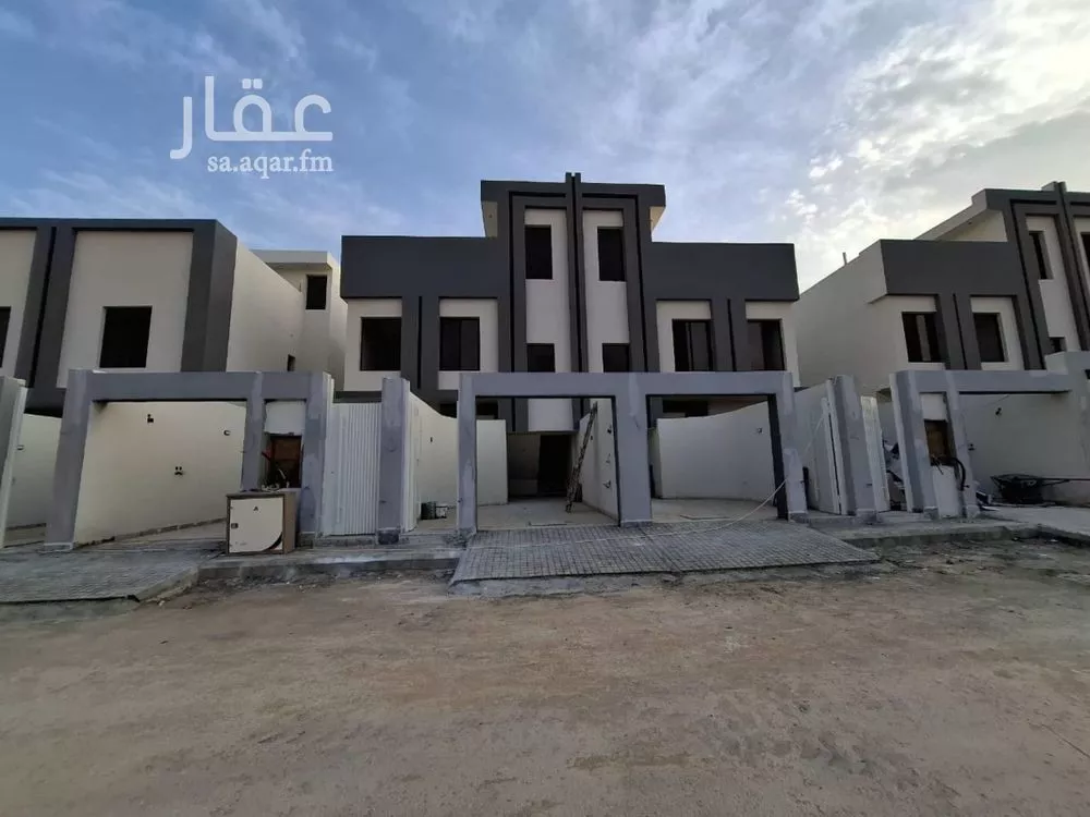 دور للبيع في شارع أبي عبيدة النابلسي, حي عكاظ, مدينة الرياض, منطقة الرياض 1 صورة