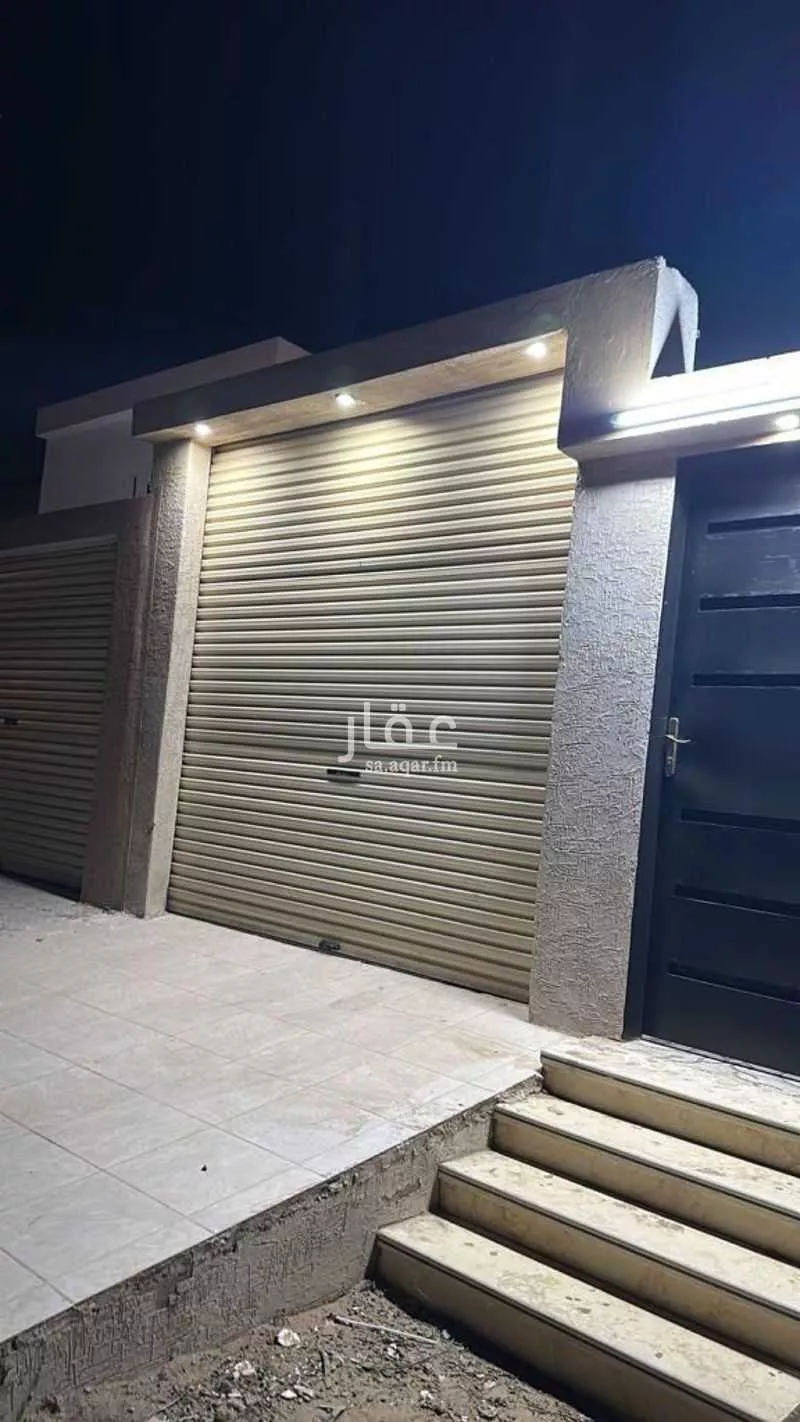 فيلا للبيع في شارع عامر ابن المنذر, حي الحزم, مدينة عفيف, منطقة الرياض 1 صورة