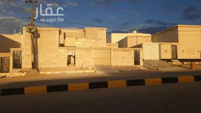 عمارة للبيع في شارع بشير بن البراء, حي الوادي, مدينة حفر الباطن, المنطقة الشرقية 1 صورة