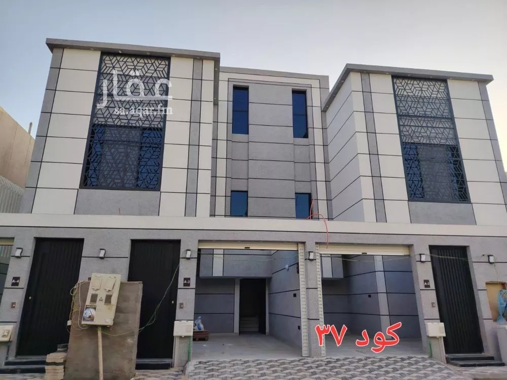 دور للبيع في شارع عوالي, حي شبرا, مدينة الرياض, منطقة الرياض 1 صورة