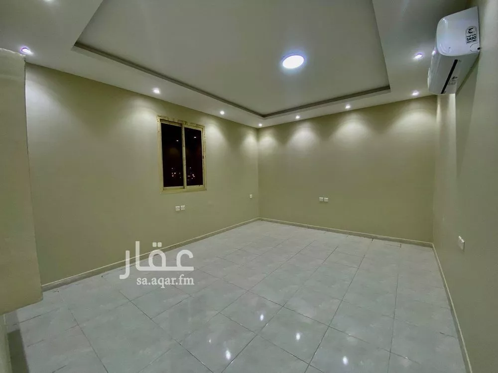 شقة للإيجار في شارع الشيخ إسحاق بن عبدالرحمن بن حسن, حي السويدي الغربي, مدينة الرياض, منطقة الرياض 1 صورة