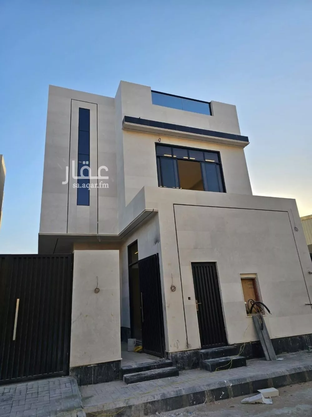فيلا للبيع في شارع أحمد بن بكر بن بقية, حي العارض, مدينة الرياض, منطقة الرياض 1 صورة