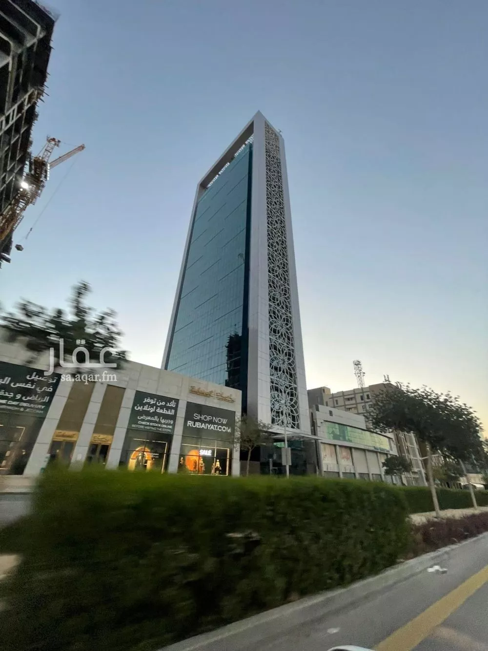 عمارة للإيجار في شارع عبدالله بن زمعة, حي العليا, مدينة الرياض, منطقة الرياض 1 صورة