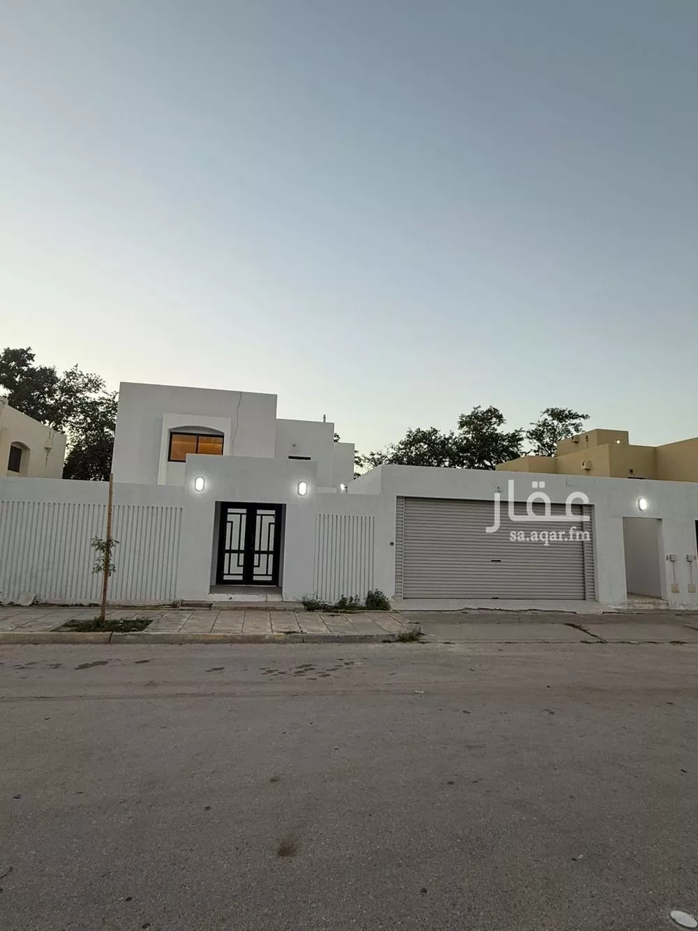 فيلا للإيجار في شارع الاحزاب 7, حي الفردوس, مدينة مدينه الجبيل الصناعيه, المنطقة الشرقية 1 صورة