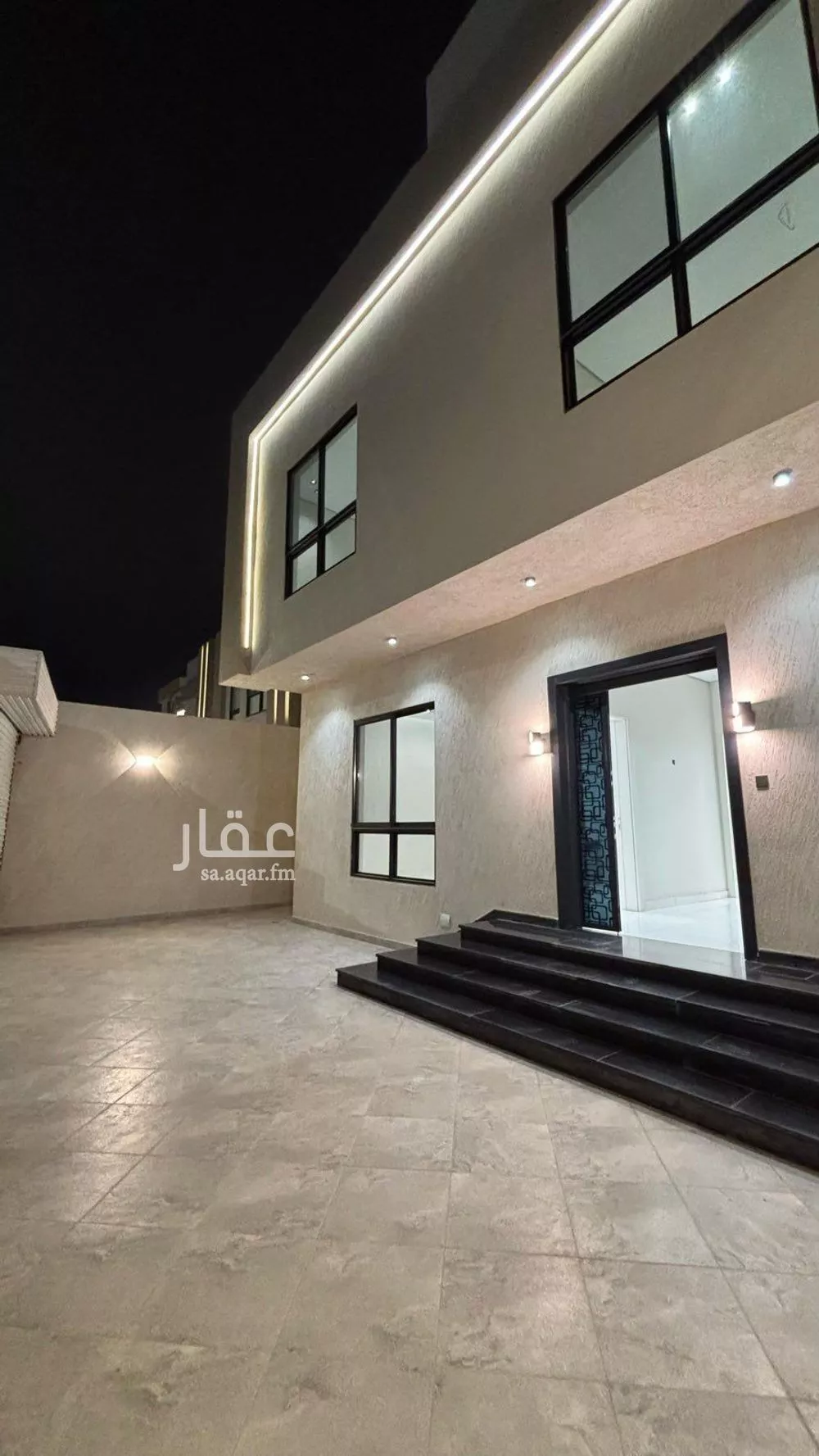 فيلا للبيع في شارع قنادة الاسدب, حي الرانوناء, مدينة المدينه المنوره, منطقة المدينة المنورة 1 صورة