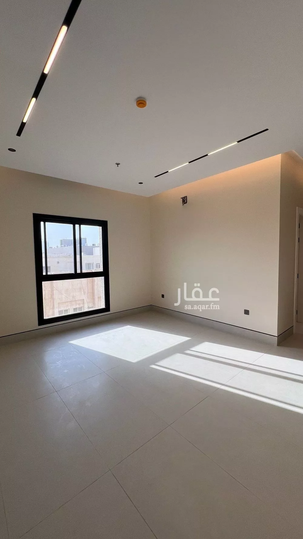 شقة للبيع في شارع الأمير نايف بن عبدالعزيز, حي الملك فهد, مدينة الرياض, منطقة الرياض 1 صورة