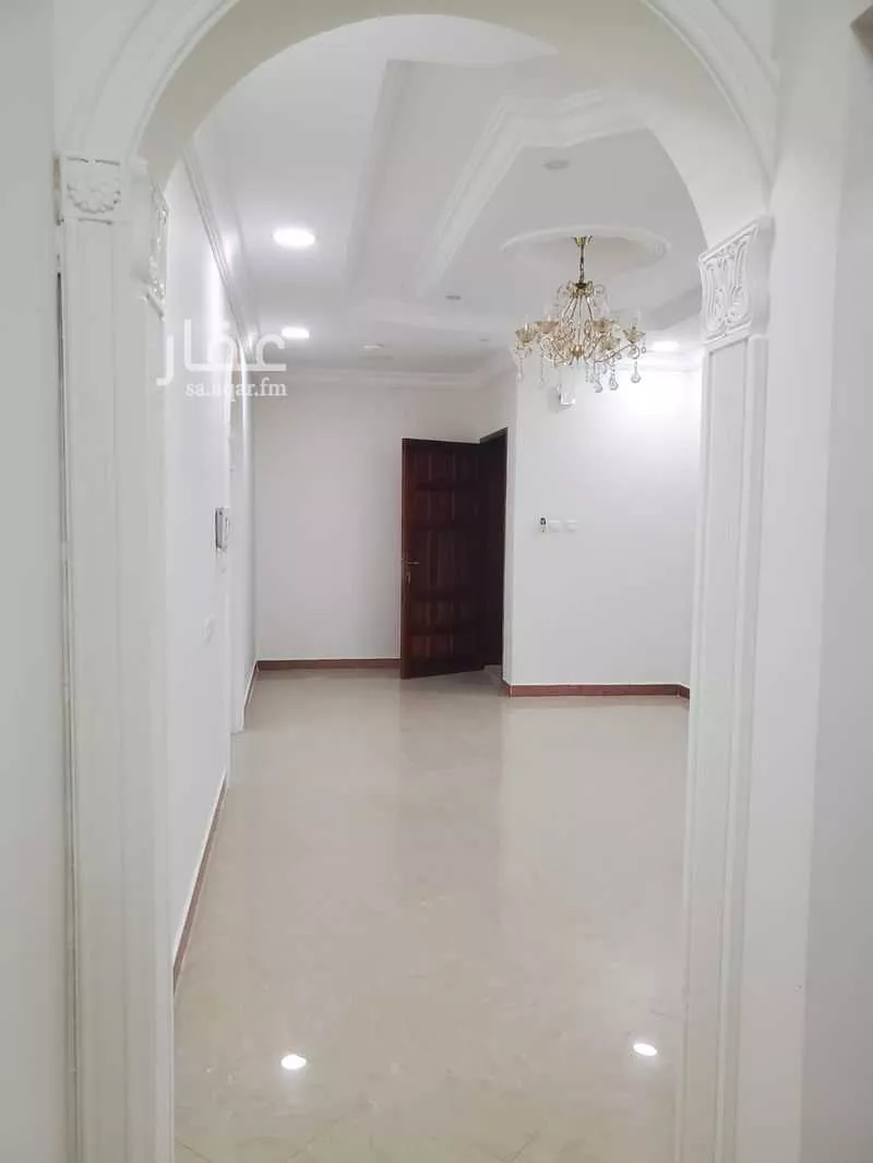 عمارة للإيجار في شارع الحمراء 532, حي الحمراء, مدينة الجبيل, المنطقة الشرقية 1 صورة