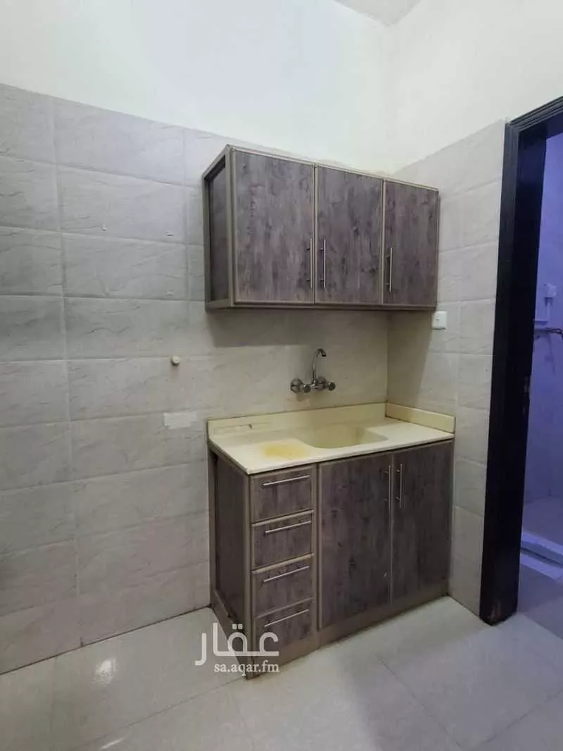 شقة للإيجار في شارع الجندل, حي ظهرة لبن, مدينة الرياض, منطقة الرياض 1 صورة