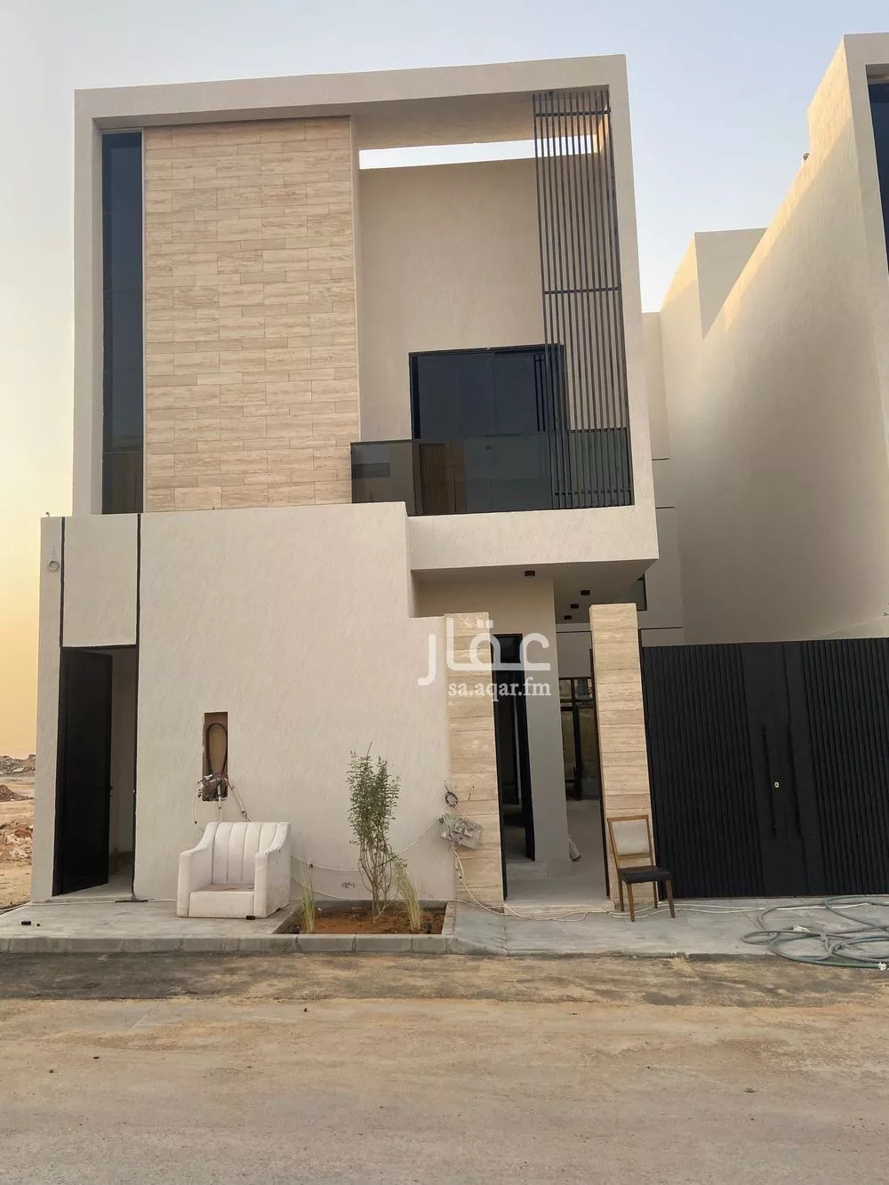 فيلا للبيع في شارع محمد بن أبي بكر القيم, حي المهدية, مدينة الرياض, منطقة الرياض 1 صورة