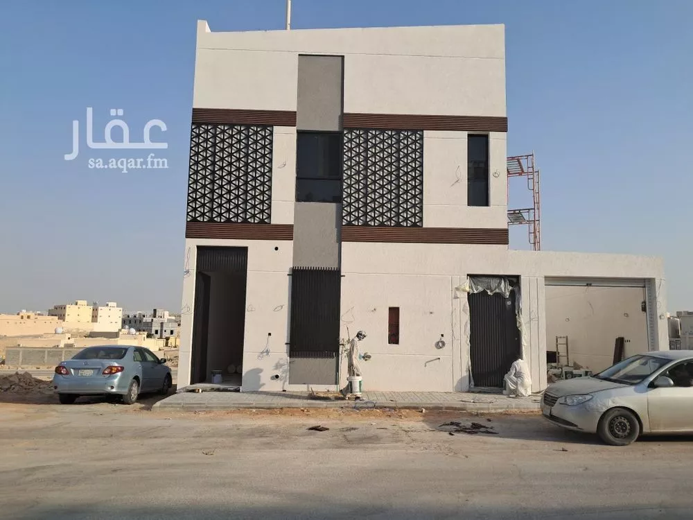 فيلا للبيع في شارع رقم 129, حي ظهرة لبن, مدينة الرياض, منطقة الرياض 1 صورة