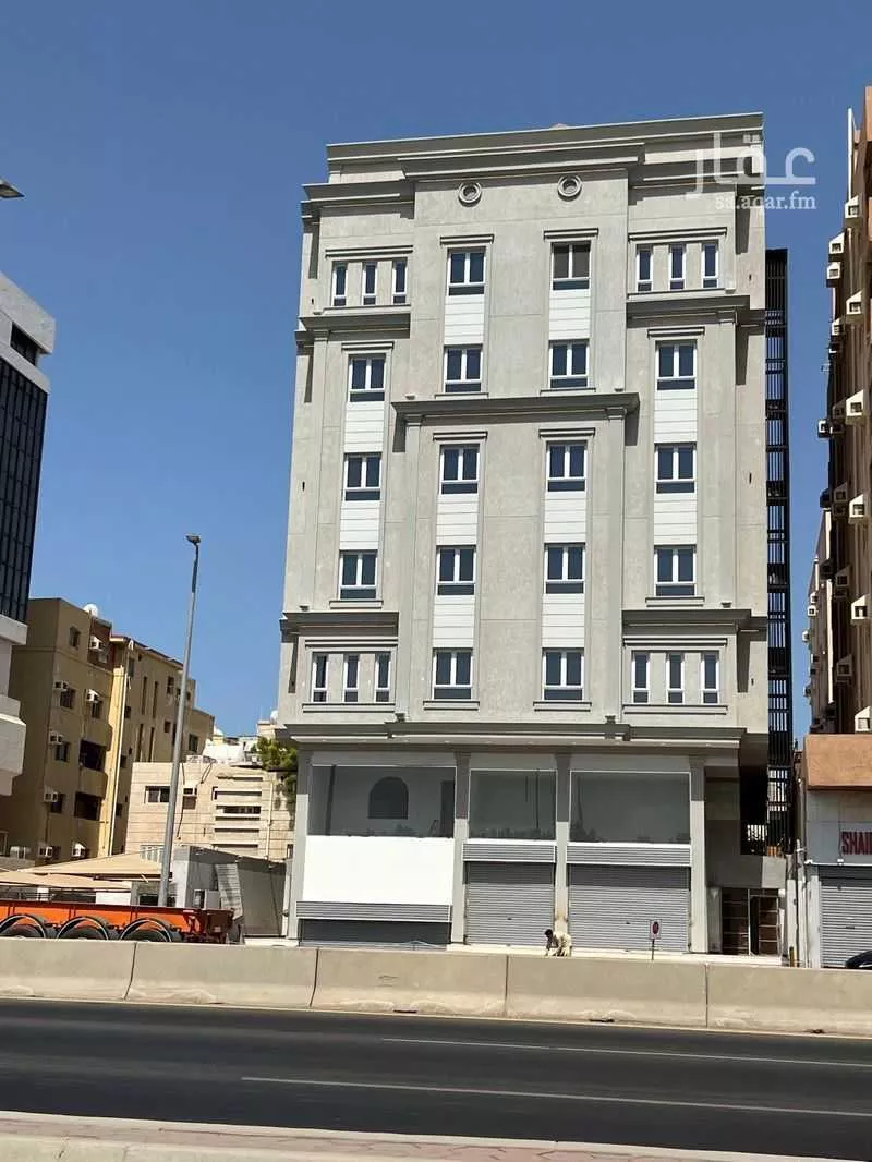 عمارة للبيع في شارع طريق الملك فهد فرعي, حي الشرفية, مدينة جدة, منطقة مكة المكرمة 1 صورة