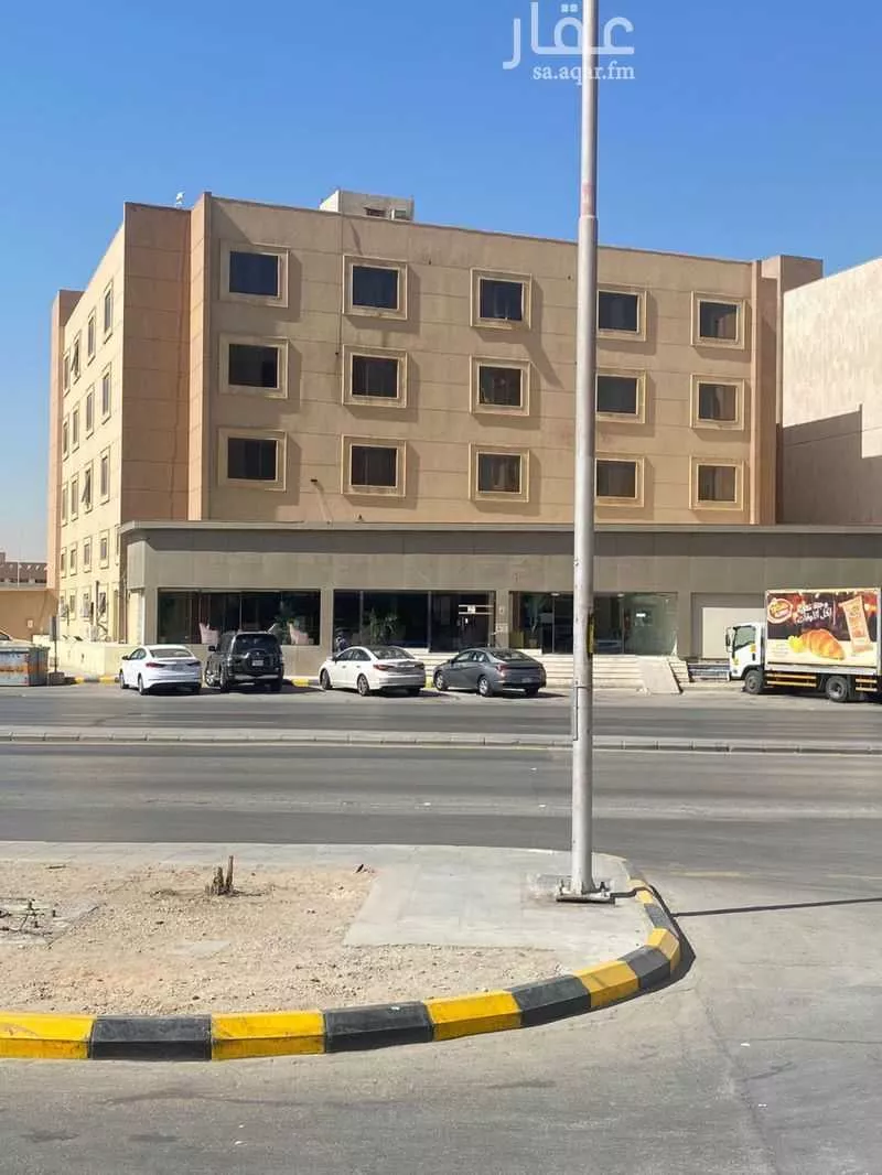 عمارة للبيع في شارع الإمام عبدالعزيز بن محمد بن سعود الفرعي ، حي عليشة ، الرياض ، منطقة الرياض 1 صورة