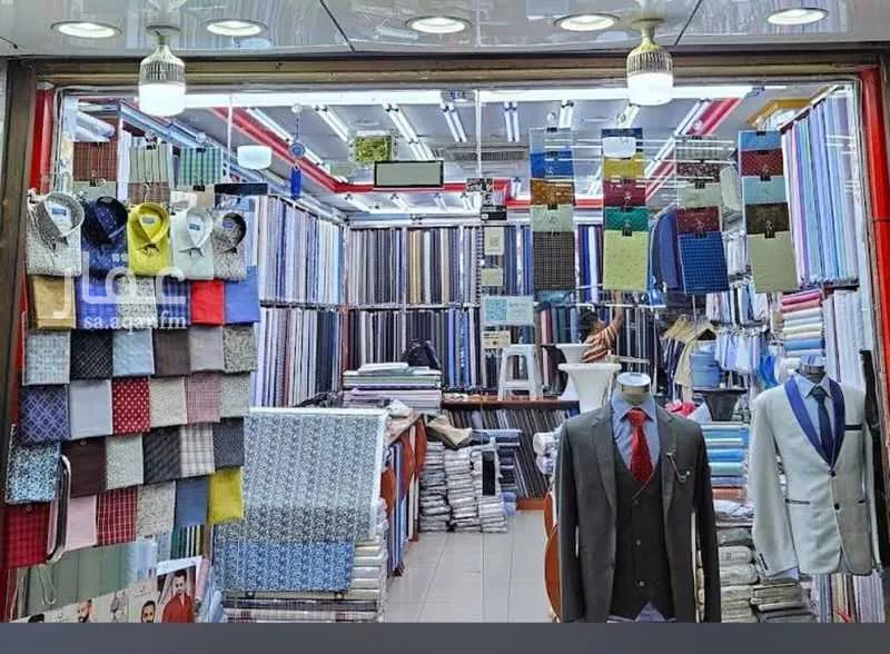 محل للبيع في شارع محمد بن الامير ، حي الديرة ، الرياض ، منطقة الرياض 1 صورة