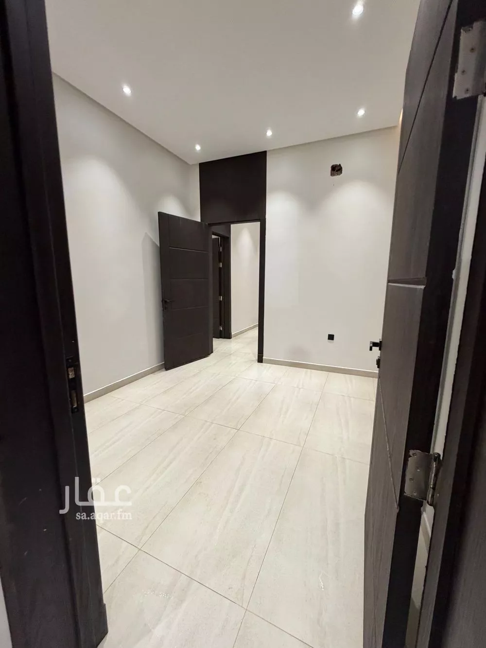 دور للبيع في شارع الغصون, حي الجنادرية, مدينة الرياض, منطقة الرياض 1 صورة