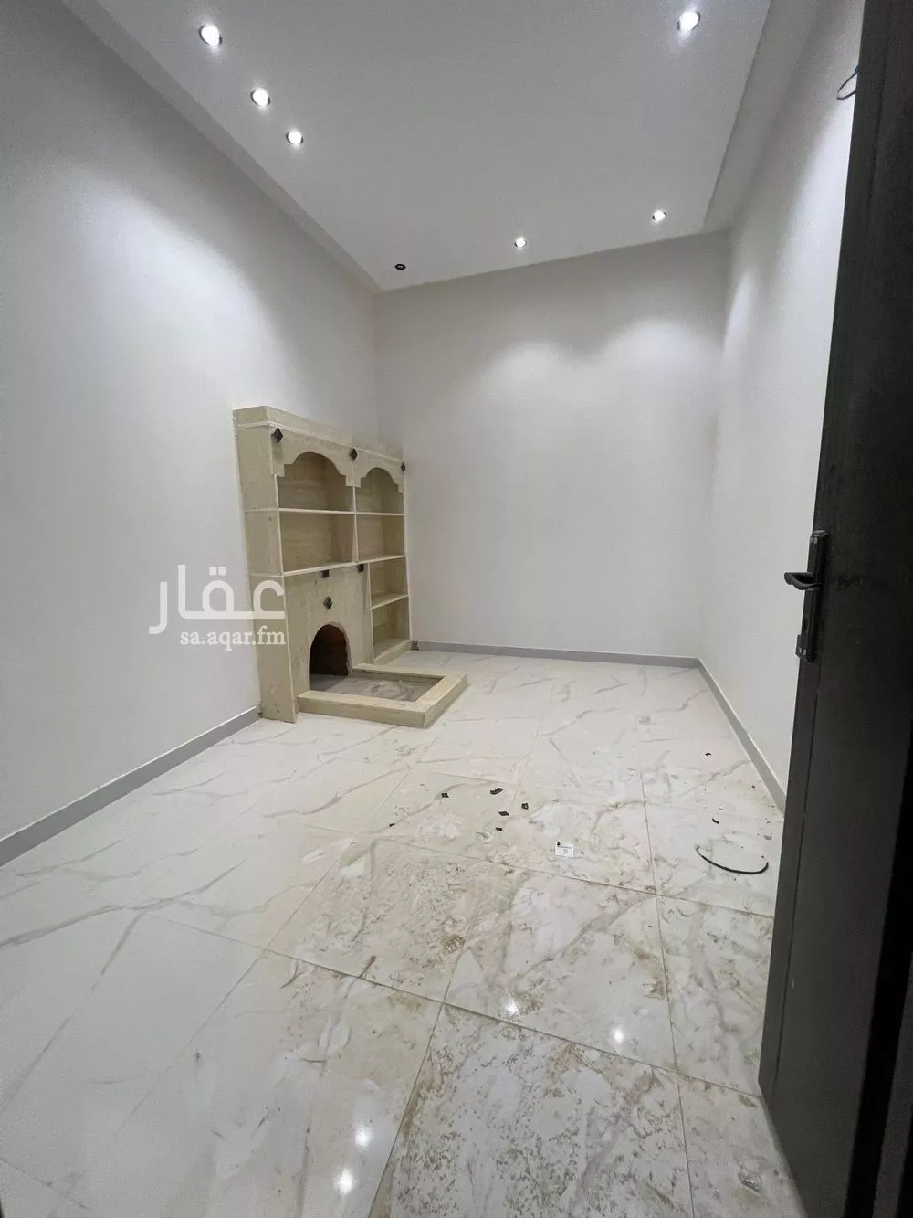 فيلا للبيع في شارع طريق خريص, حي الجنادرية, مدينة الرياض, منطقة الرياض 1 صورة