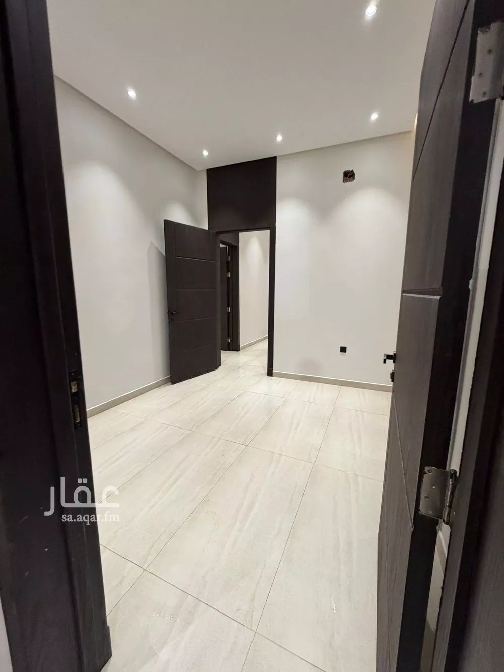 دور للبيع في شارع الغصون, حي الجنادرية, مدينة الرياض, منطقة الرياض 1 صورة