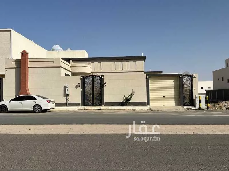 فيلا للبيع في شارع 1066717, حي طيبة, مدينة الدوادمى, منطقة الرياض 1 صورة