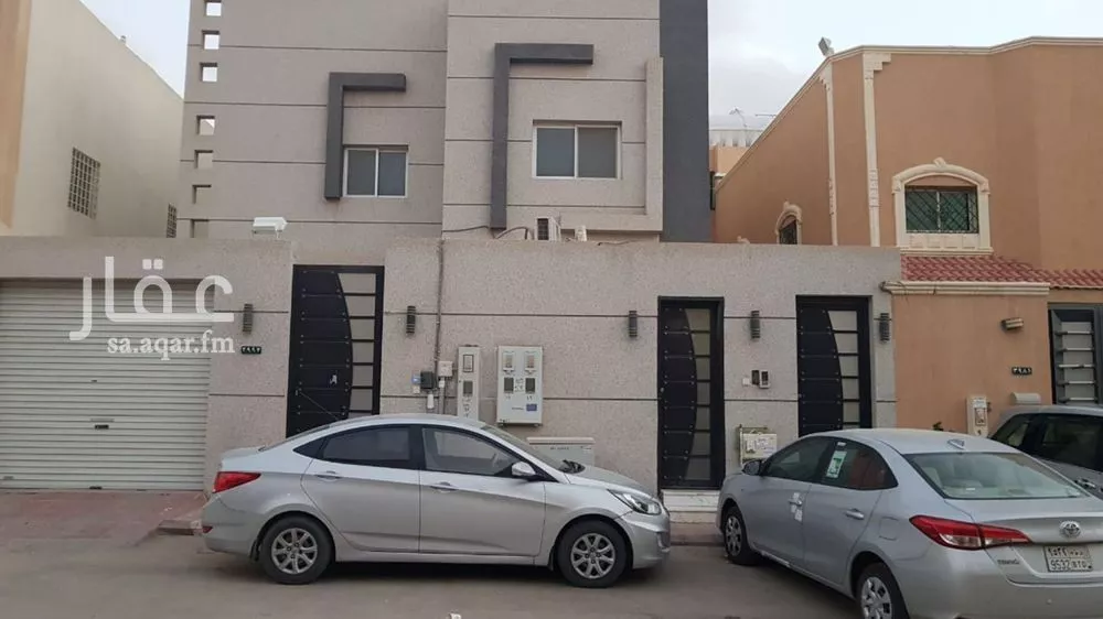 فيلا للبيع في شارع رقم 242, حي الياسمين, مدينة الرياض, منطقة الرياض 1 صورة