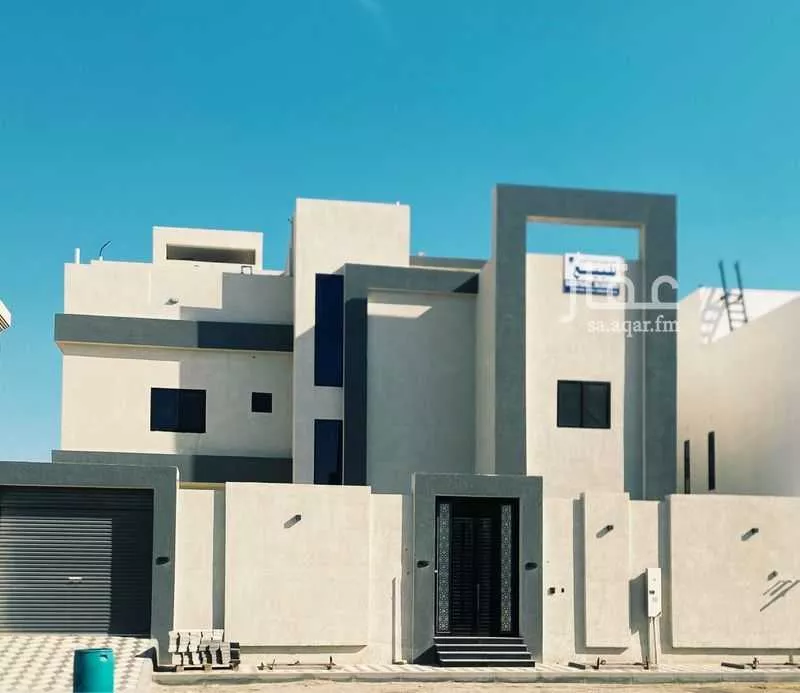 فيلا للبيع في شارع الاحسان, حي الصواري, مدينة الخبر, المنطقة الشرقية 1 صورة