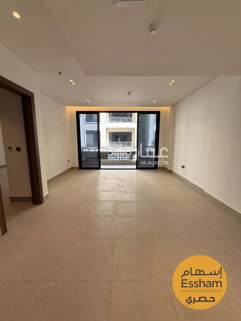 شقة للبيع في شارع الامير عبدالعزيز ابن فهد ابن عبدالعزيز, حي الحزام الذهبي, مدينة الخبر, المنطقة الشرقية 1 صورة