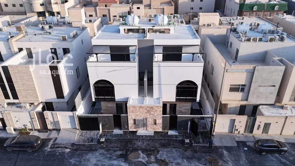 فيلا للبيع في شارع عبدالرحمن الشعلان, حي العارض, مدينة الرياض, منطقة الرياض 1 صورة