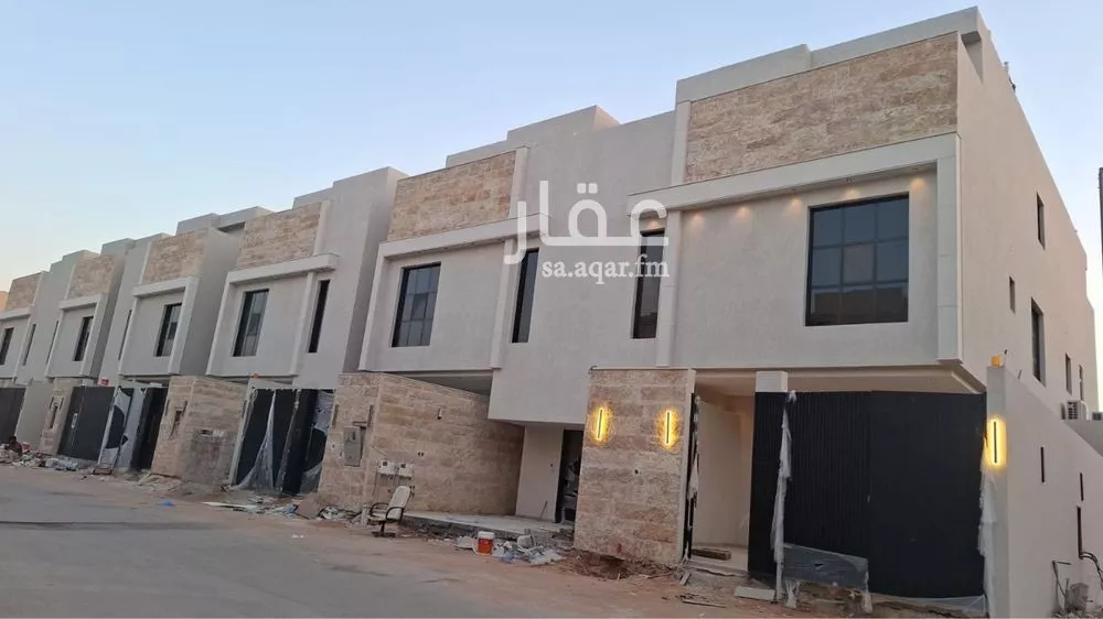 دور للبيع في شارع رقم 353, حي المونسية, مدينة الرياض, منطقة الرياض 1 صورة