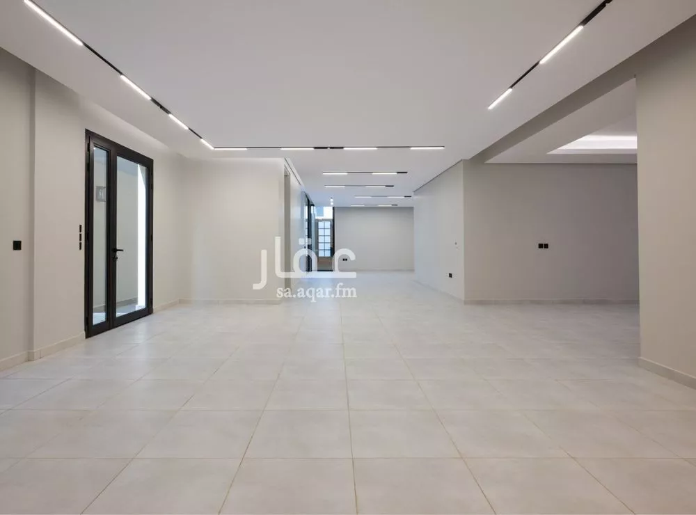 دور للبيع في شارع محمد بن أحمد بن أبي التائب, حي العارض, مدينة الرياض, منطقة الرياض 1 صورة