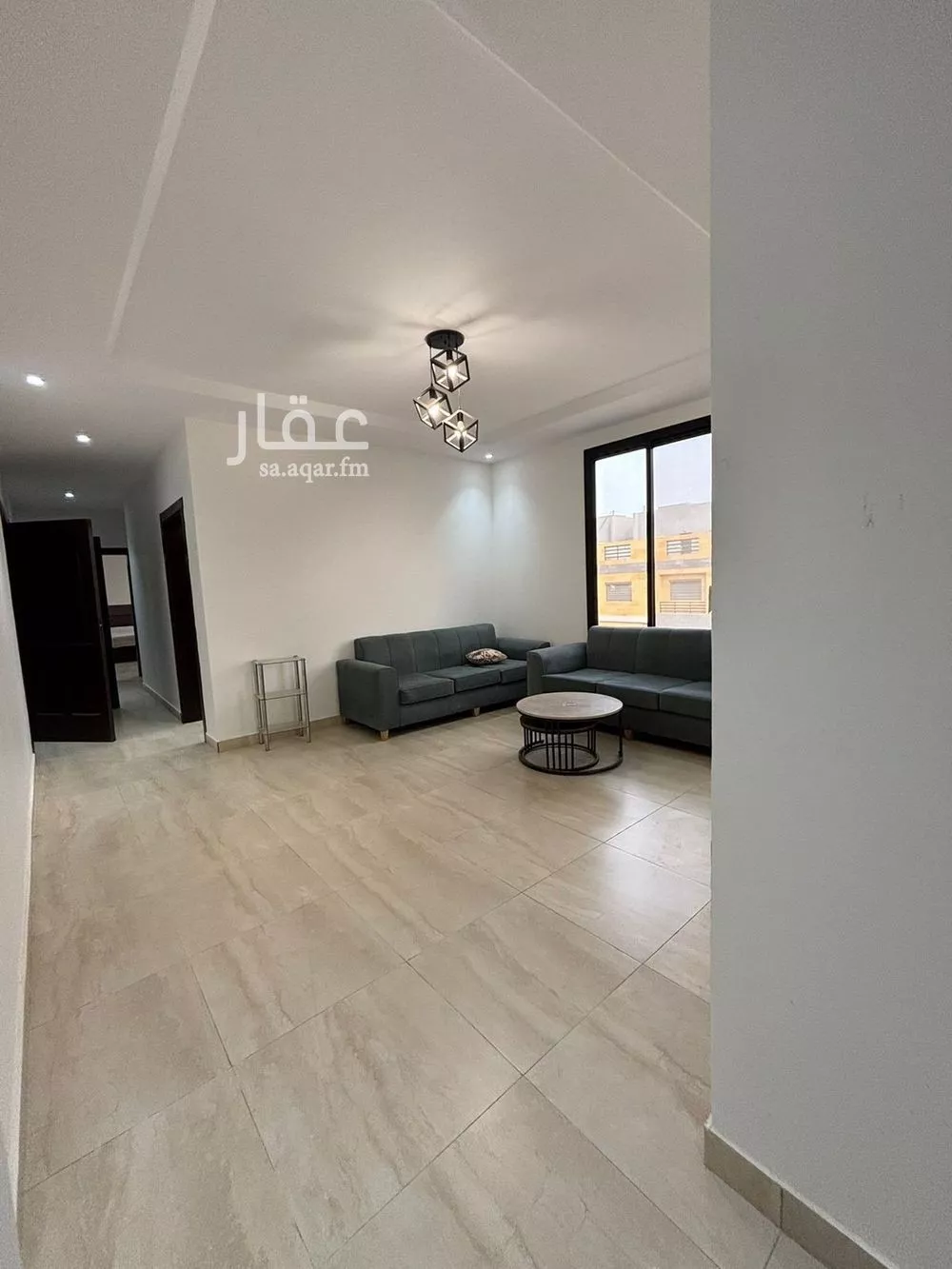 عمارة للإيجار في شارع محمد الشوكاني, حي الزمرد, مدينة جدة, منطقة مكة المكرمة 1 صورة