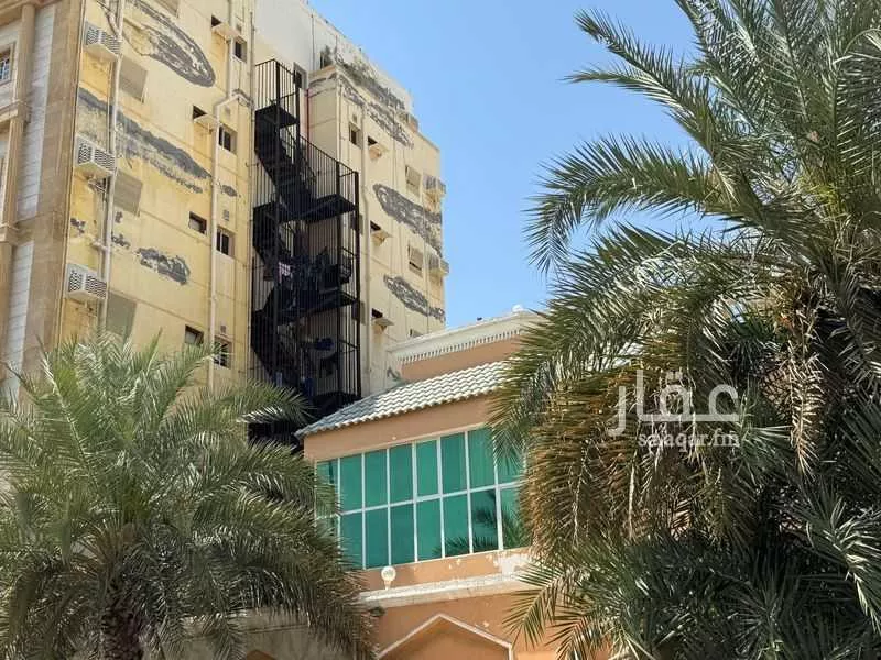 فيلا للبيع في شارع قشران, حي النزهة, مدينة جدة, منطقة مكة المكرمة 1 صورة