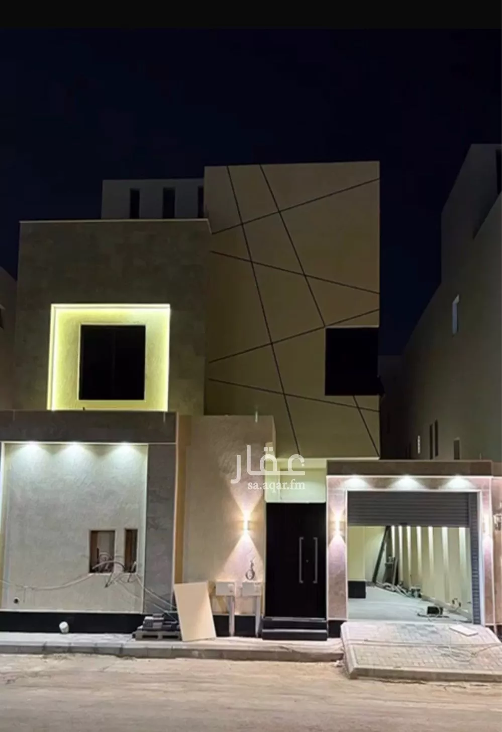 دور للبيع في شارع رقم 132, حي الجنادرية, مدينة الرياض, منطقة الرياض 1 صورة