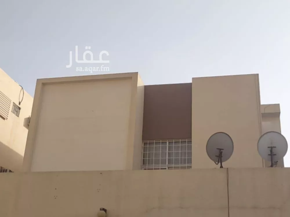 فيلا للبيع في شارع دار الإسلام, حي السعادة, مدينة الرياض, منطقة الرياض 1 صورة