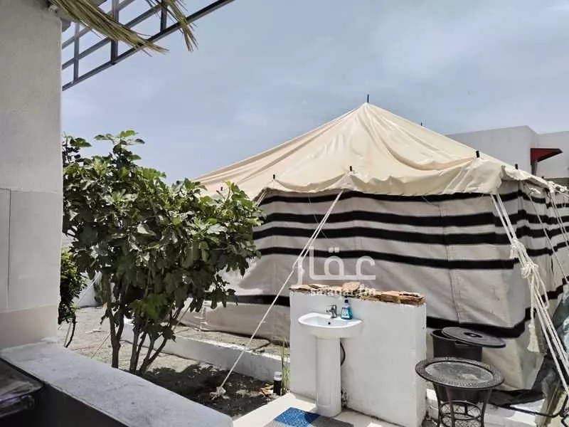 مخيم للحجز في شارع وادي جراب ، حي الموظفين ، الهضبة ، امارة منطقة عسير 1 صورة