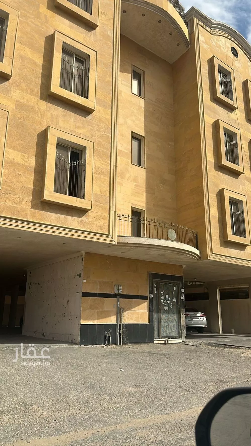 عمارة للبيع في شارع طريق ابو حدرية, حي بدر, مدينة الدمام, المنطقة الشرقية 1 صورة