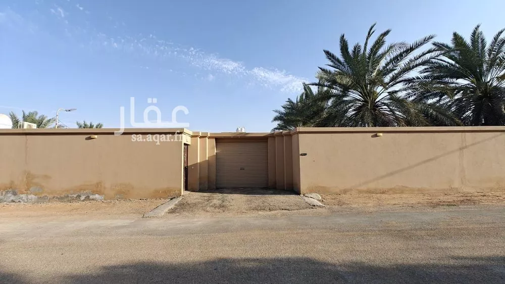 مزرعة للبيع في مدينة العماريه, منطقة الرياض 1 صورة